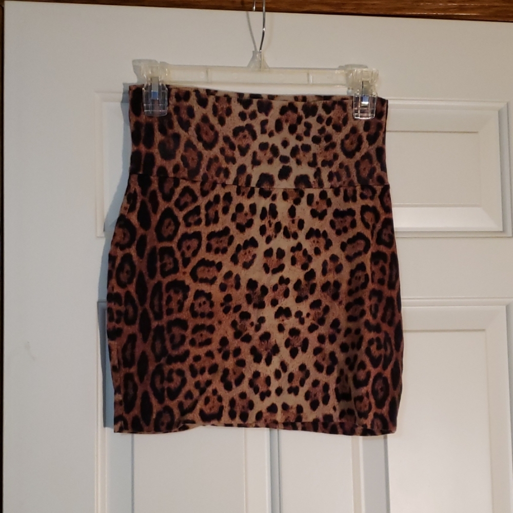 Leapord skirt